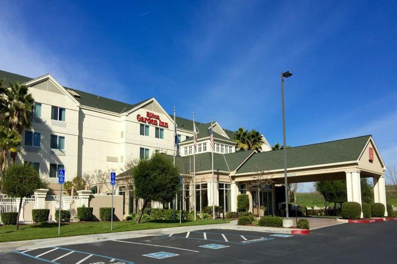 Hilton Garden Hotel 3*