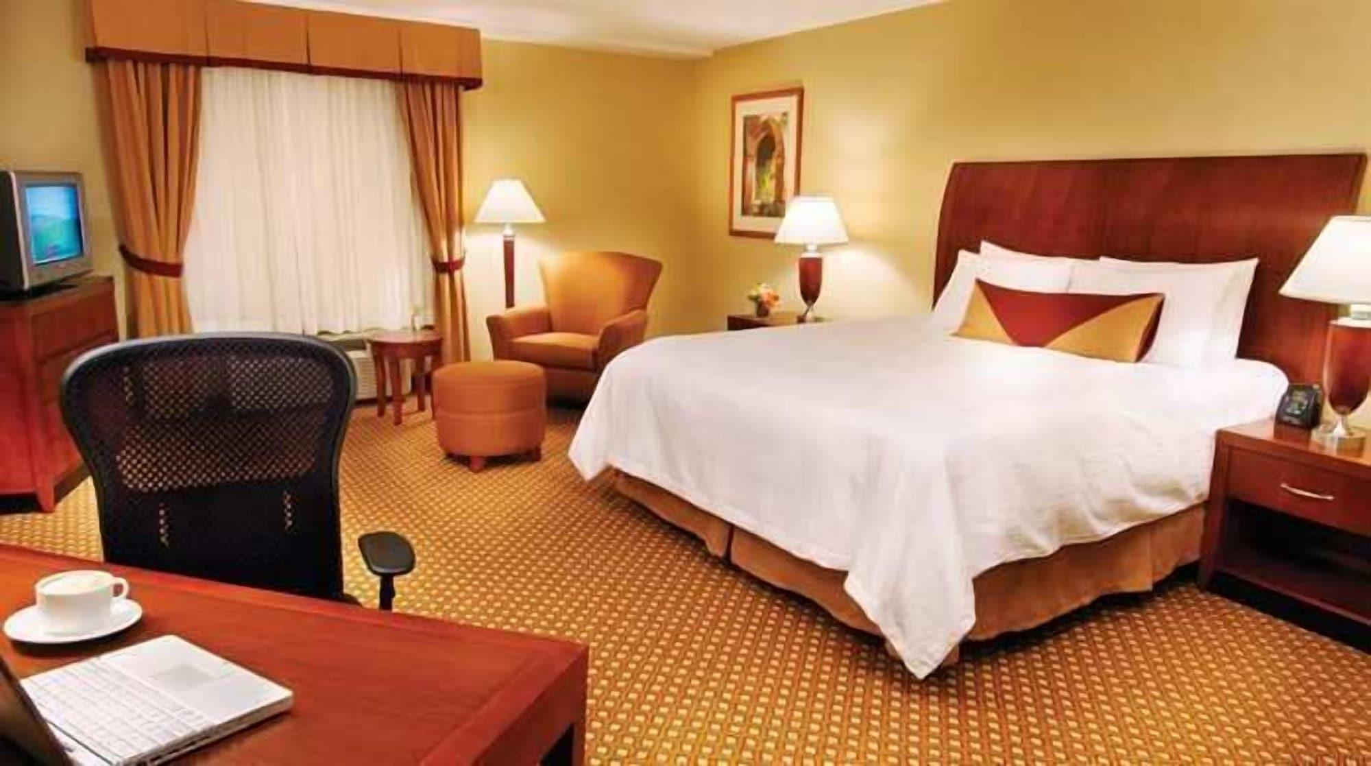 Hotel Hilton Garden Gilroy